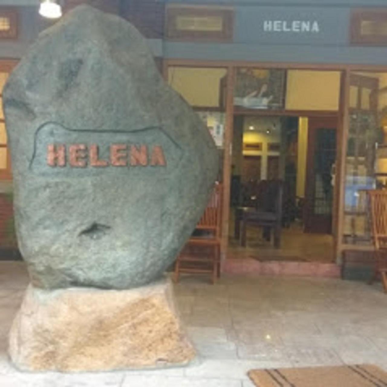 Helena Guest House Malang Dış mekan fotoğraf